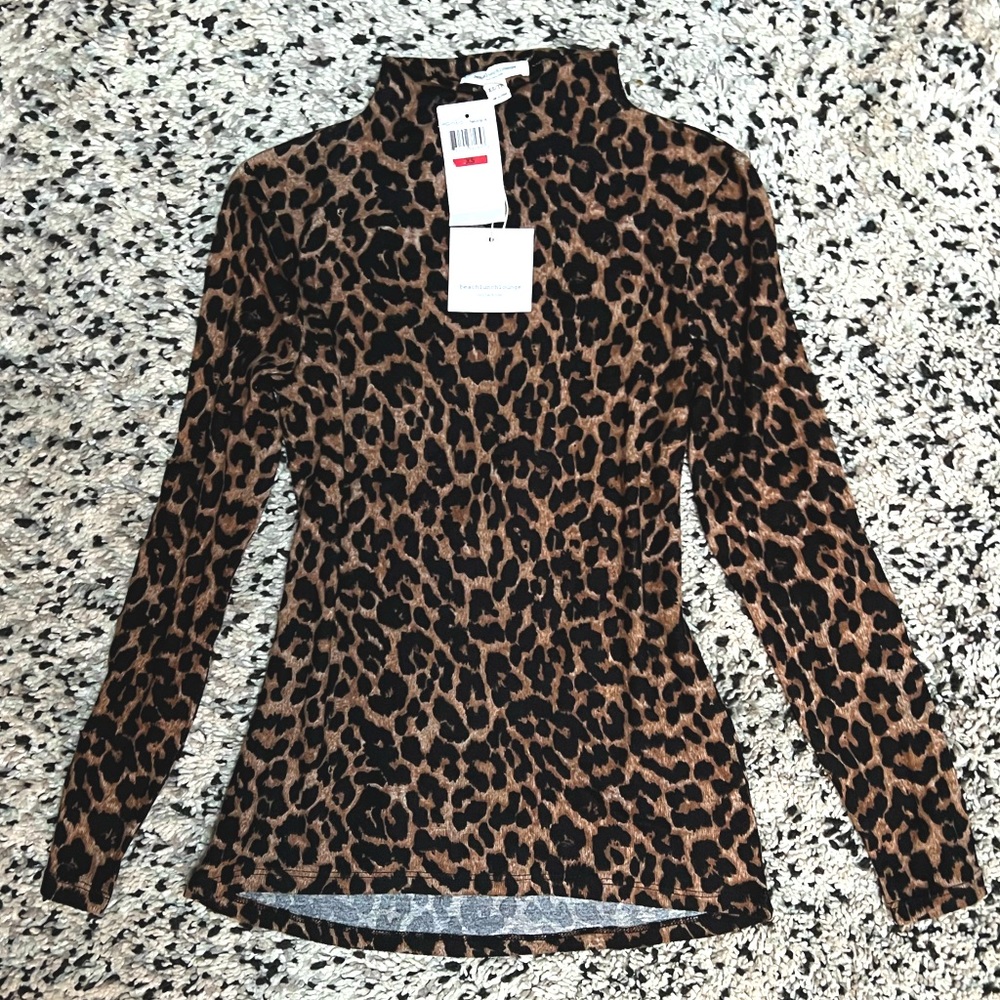 beachlunchlounge Leopard Mock-neck Top